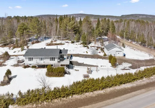 Maison à étages à vendre - 3785 Ch. des Brises, Saint-Damien, J0K2E0