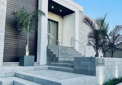 House for sale - 500 Rue Édouard-Clerk, Mont-Saint-Hilaire, J3H 5M1