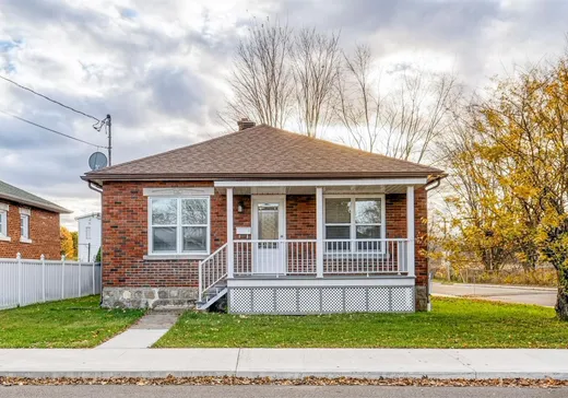 Maison à vendre - 2 13e Avenue, Drummondville, J2B 2Z5