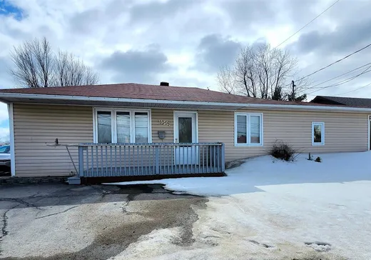 Bungalow for sale - 1275 Boul. Ste-Geneviève, Saguenay, G7G2H2