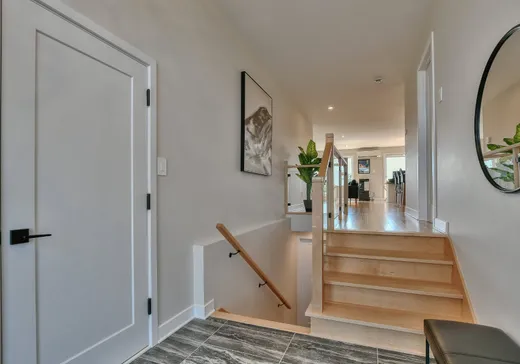 House for sale - 3176 Boul. des Pins, Sainte-Marthe-sur-le-Lac, J0N 1P0