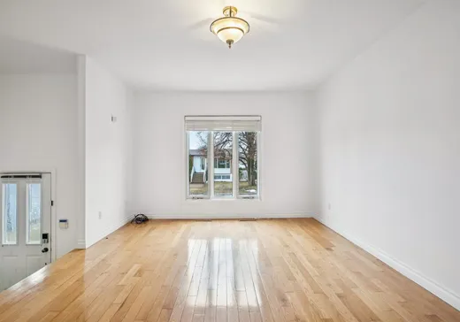 Maison à vendre - 5945 Rue Bourgeois, Brossard, J4Z 3J3