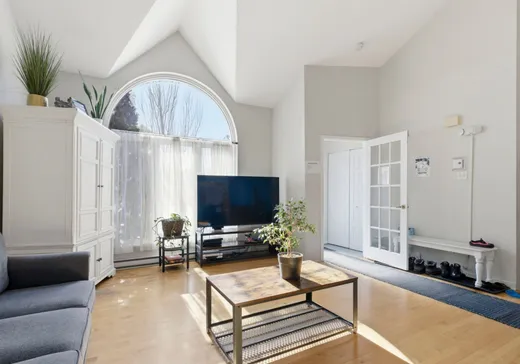 Maison à vendre - 413 Rue Philippe-Laperle, Laval (Auteuil), H7L 5E8