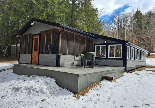 Maison à vendre - 308 Ch. Léonard, Lac-du-Cerf, J0W 1S1