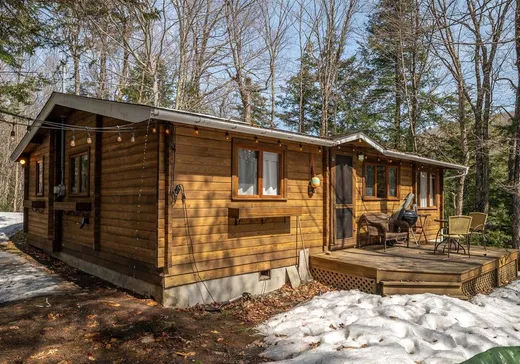 Bungalow for sale - 200 Ch. du Lac-des-Esclaves, Harrington, J8G2S8