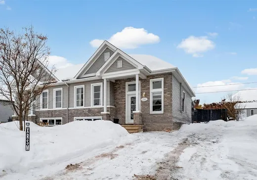 Maison à vendre - 1785 Rue Wilfrid-Pelletier, Saint-Jérôme, J7Z 0E1