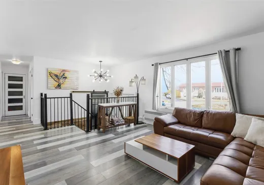 Maison à vendre - 454 Rue Armand-Frappier, Salaberry-de-Valleyfield, J6T 5H5