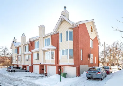 Maison à étages à vendre - 3164 Av. Hector, Tetreaultville (Île de Montréal), H1L3Y3