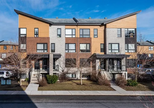 Condo à vendre - 3965 Rue Bernard-Hubert, St-Hubert, J3Y0R5