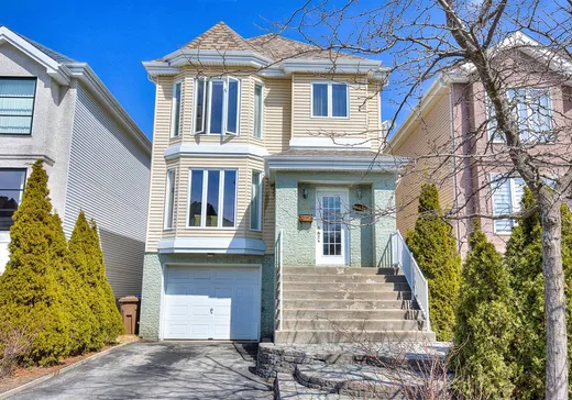 Maison à étages à vendre - 646 Rue des Pivoines, Laval (Sainte-Dorothee), H7X3V6