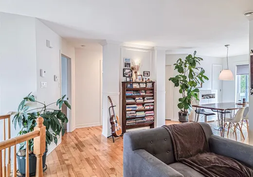 Maison à vendre - 310 Rue Mary, Lachute, J8H 4L7