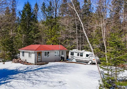 Maison à vendre - 24A-24B Imp. des Pruches, Bolton-Est, J0E 1G0