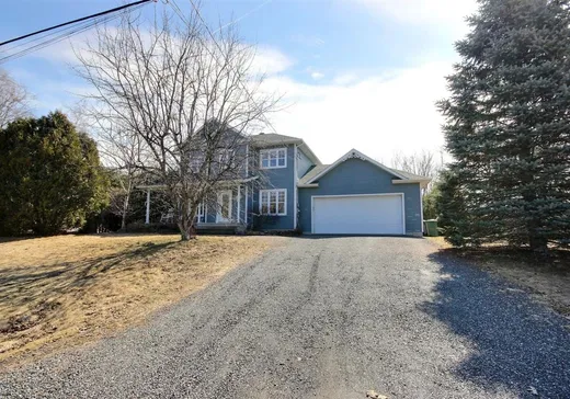 Maison à vendre - 650 Rue Lecavalier, Drummondville, J2B 8A8