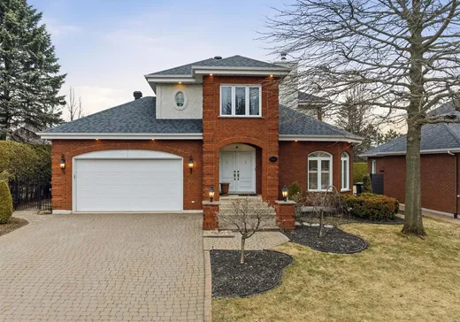 Two or more stories for sale - 490 Rue Paul-H.-Frigon, Drummondville, J2C8E2