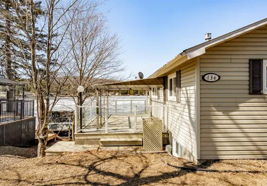 Maison à vendre - 434 Route 263, St-Romain, G0Y 1L0