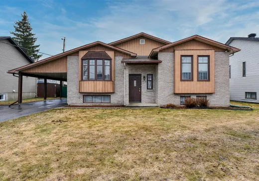 Bungalow à vendre - 272 Rue Cartier, Terrebonne, J6W5X7