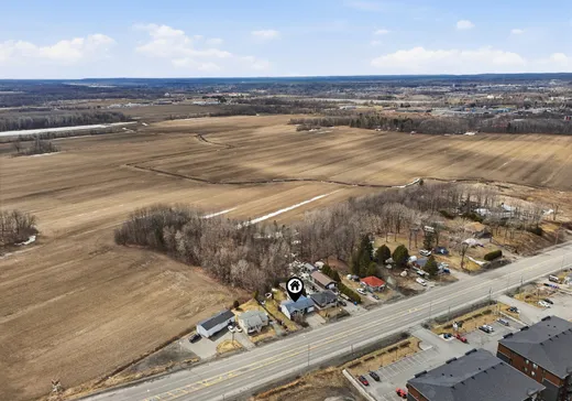 Maison à vendre - 17096 Boul. du Curé-Labelle, Mirabel, J7J 2G8