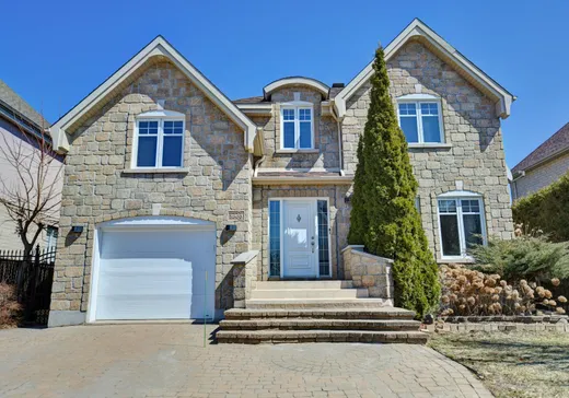 Maison à étages à vendre - 3885 Rue du Sénateur, Laval (Duvernay), H7E5N4