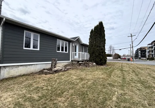 Maison à vendre - 14 Rue Labrosse, Saint-Jean-sur-Richelieu, J2W 2W2