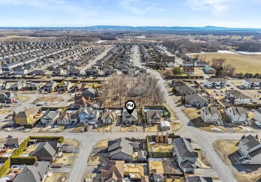 Maison à vendre - 9835 Rue Yvon-Paiement, Mirabel, J7N 0N4