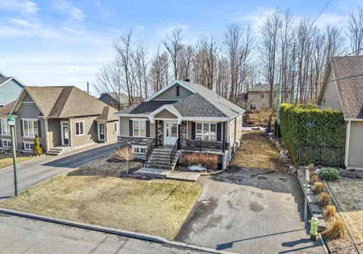 Maison à vendre - 9835 Rue Yvon-Paiement, Mirabel, J7N 0N4