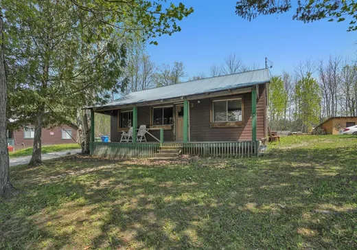 Bungalow à vendre - 23 Ch. Whitefish, Gracefield, J0X1W0