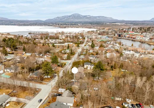 House for sale - 239 Rue Bellevue, Magog, J1X 3G8