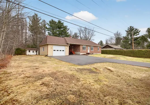 House for sale - 213 Route 261, Daveluyville, G0Z 1C0