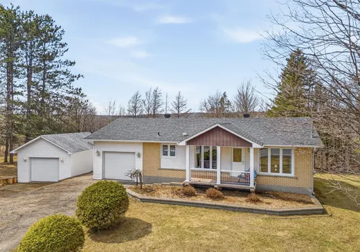 Bungalow à vendre - 720 Route 143 S., Windsor, J1S0G6
