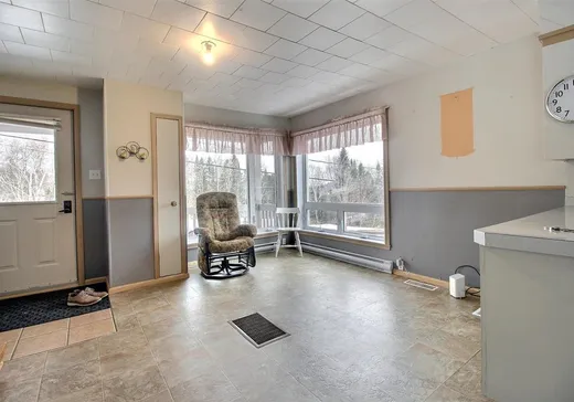 House for sale - 542 Rue de l'Église, Pohénégamook, G0L 1J0