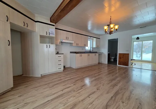 House for sale - 204 Rue Parent, Les Mechins, G0J 1T0