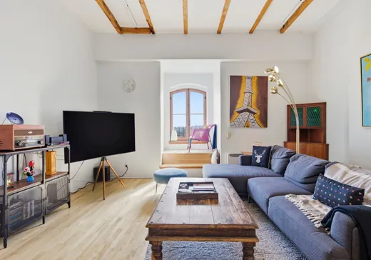 Condo à vendre - 215 Boul. St-Laurent, Ville-Marie, H2Y 3T9