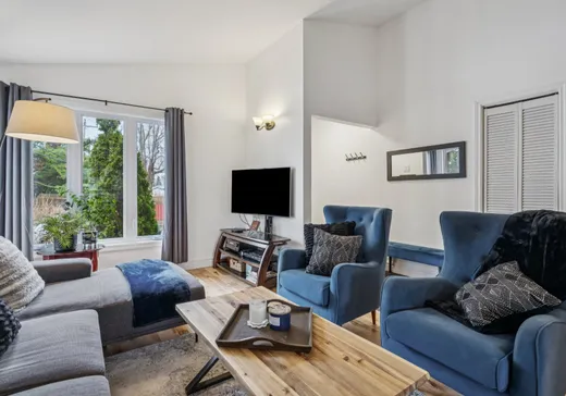 Maison à vendre - 3361 Rue Ramezay, Longueuil, J4L 3J6