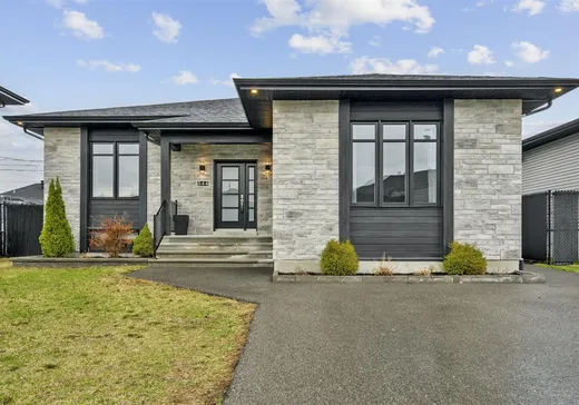 Maison à vendre - 844 Rue du Madrigal, Salaberry-de-Valleyfield, J6S 0N7