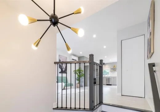Maison à vendre - 5570 Av. Auteuil, Brossard, J4Z 1M2