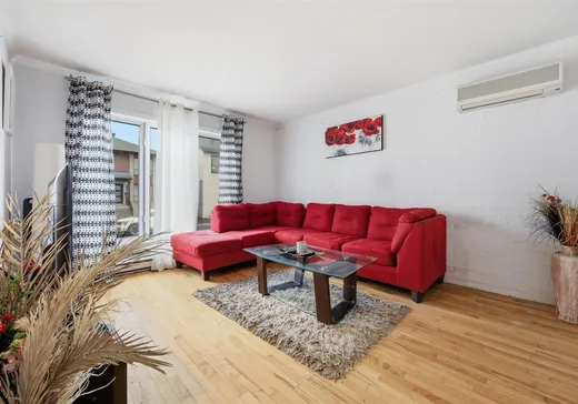 Maison à vendre - 15 Rue Lapointe, Longueuil, J4G 1H2