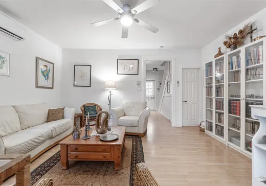 Maison à vendre - 134 Rue Cousineau, Salaberry-de-Valleyfield, J6S 1P6