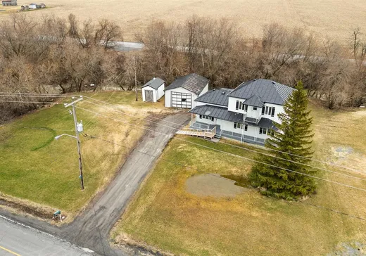 Maison à vendre - 4435 Route Édouard-VII, Saint-Philippe, J0L 2K0