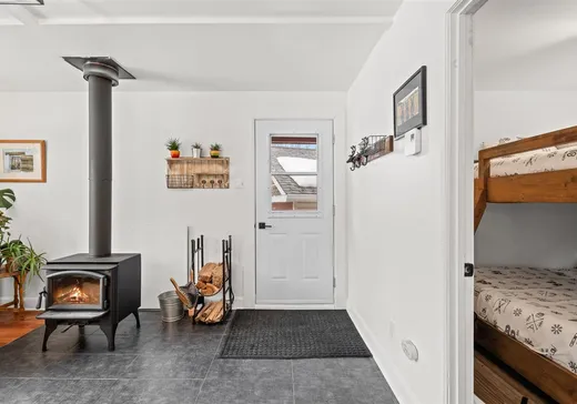 House for sale - 40 Ch. du Hibou, Val-des-Lacs, J0T 2P0