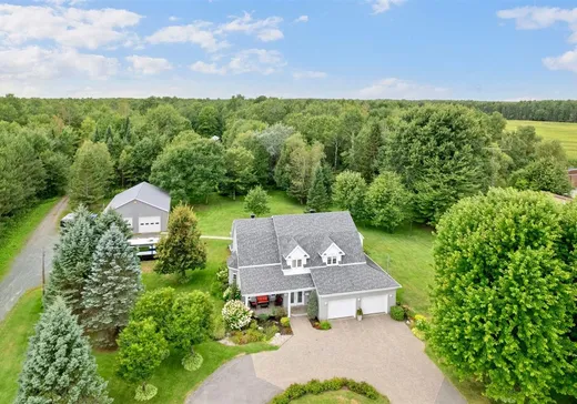 Maison à vendre - 816 Route Principale, Daveluyville, G0Z 1C0