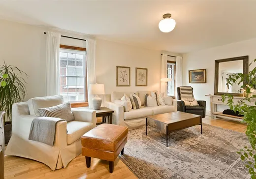 Maison à vendre - 300 Rue Merry N., Magog, J1X 2G3