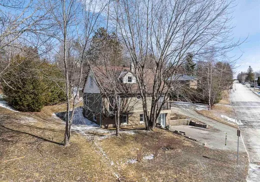 Maison à vendre - 2805 Rue Mézy, Sherbrooke, J1L 1A4
