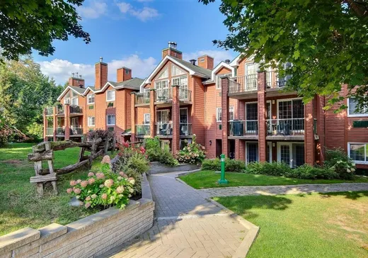 Condo à vendre - 260 Ch. du Lac-Millette, App. 2324, Saint-Sauveur, J0R 1R3