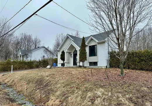 Maison à vendre - 46 Rue de La Rochellière, Saint-Colomban, J5K 2E1