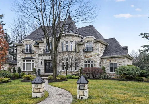 Maison à étages à vendre - 2 Rue de Chinon, Blainville, J7B1Y2