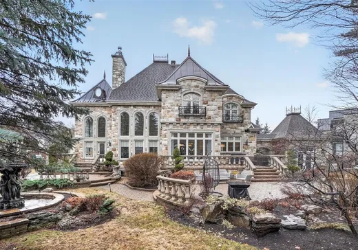 Maison à vendre - 2 Rue de Chinon, Blainville, J7B 1Y2