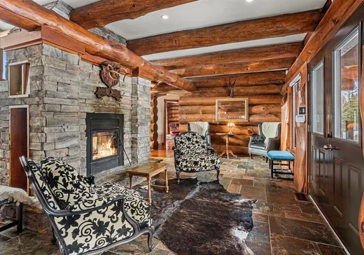 House for sale - 494 Ch. de Chertsey, Sainte-Marguerite-du-Lac-Masson, J0T 1L0