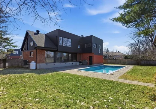 Maison à vendre - 894 Av. Oak, Saint-Lambert, J4P 1Z7