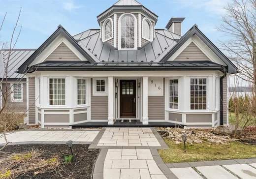 Maison à vendre - 916 Ch. Viens, Magog, J1X 7T1