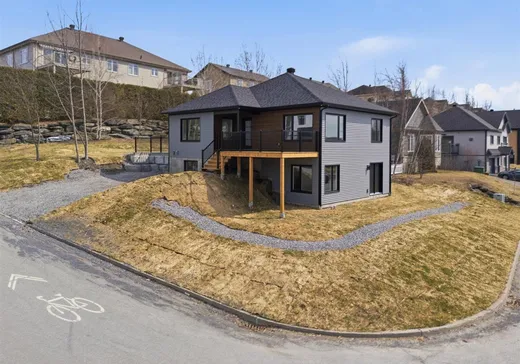 Maison à vendre - 637 Rue des Ancêtres, Orford, J1X 0C7